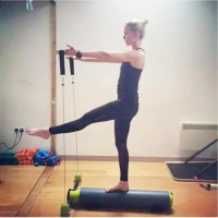 Pilates Reformer Roller Pulling Device